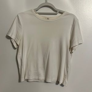 Lucy & Yak Maya Tee Size Medium in White